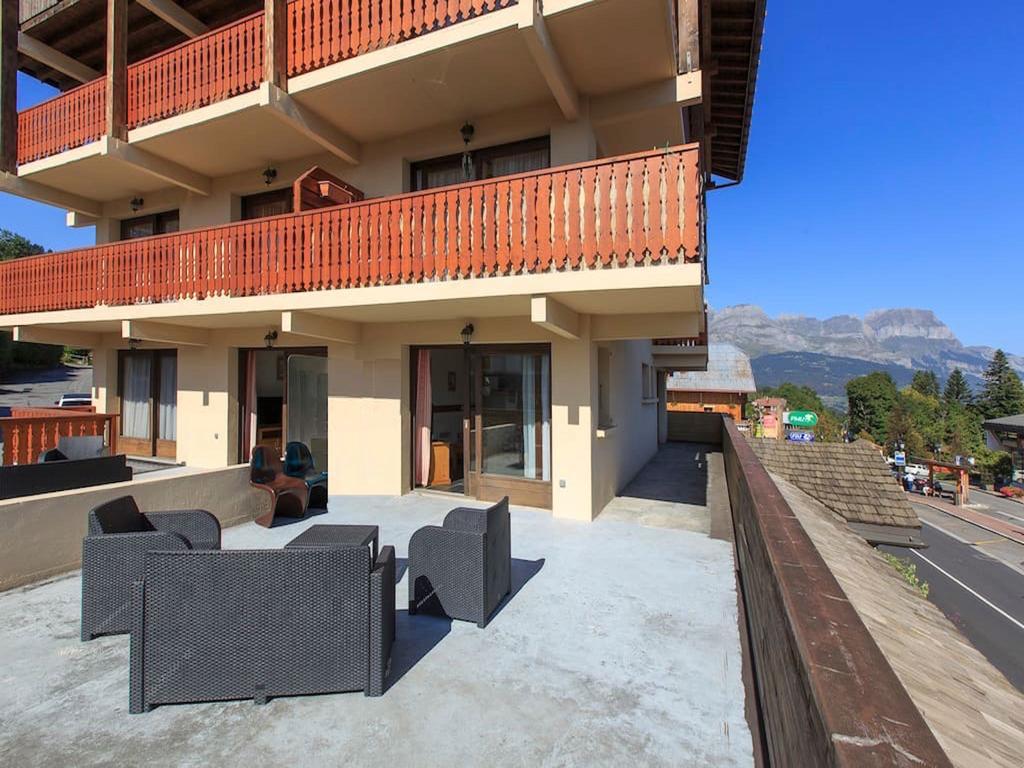 Les Aiguilles De Warens Vila Combloux Exterior foto
