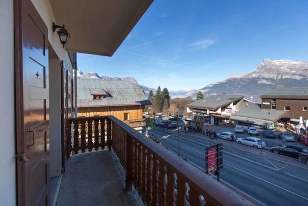 Les Aiguilles De Warens Vila Combloux Exterior foto