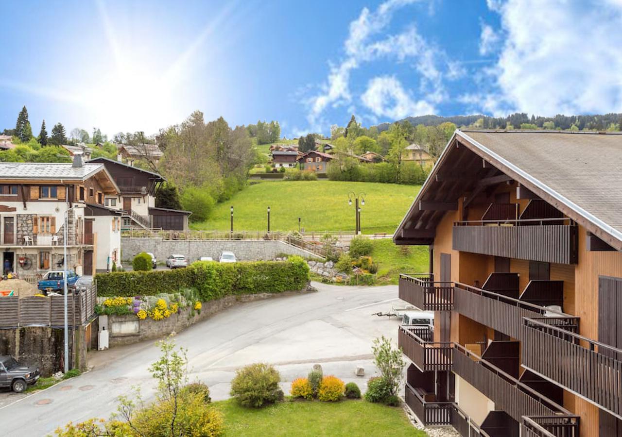 Les Aiguilles De Warens Vila Combloux Exterior foto