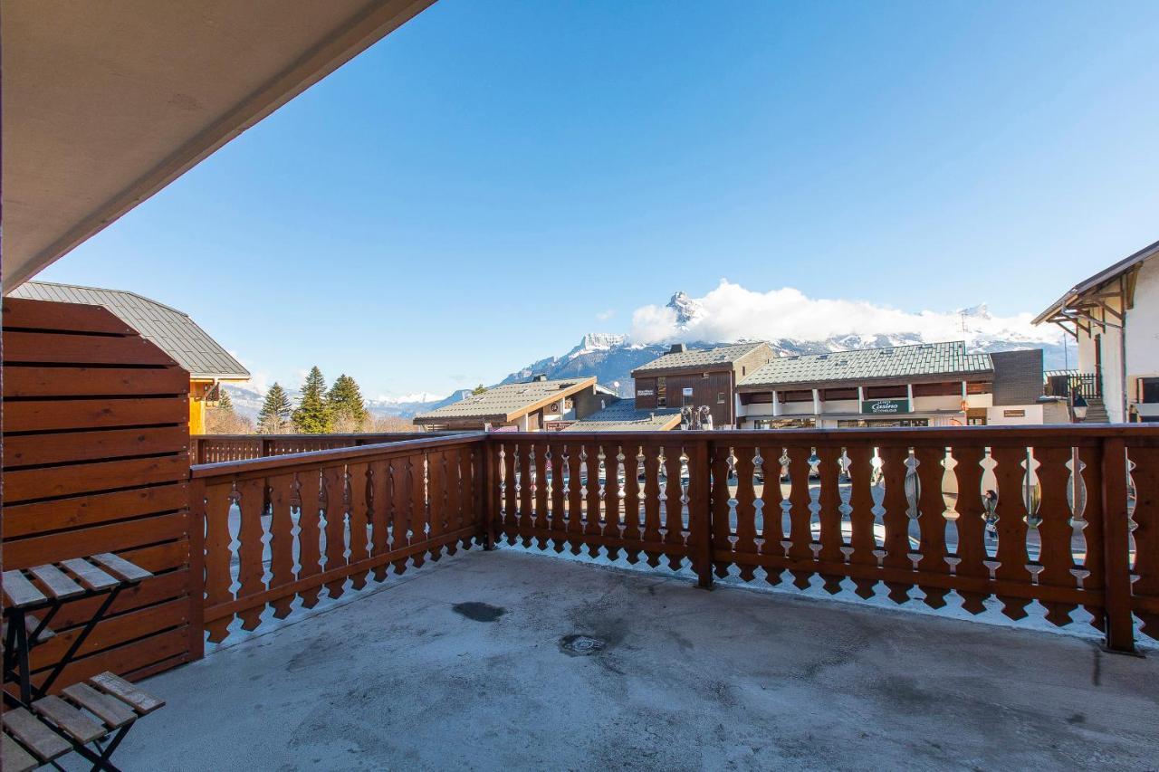 Les Aiguilles De Warens Vila Combloux Exterior foto
